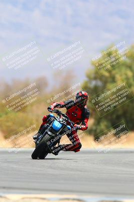 media/May-15-2022-SoCal Trackdays (Sun) [[33a09aef31]]/Turn 7 (1145am)/